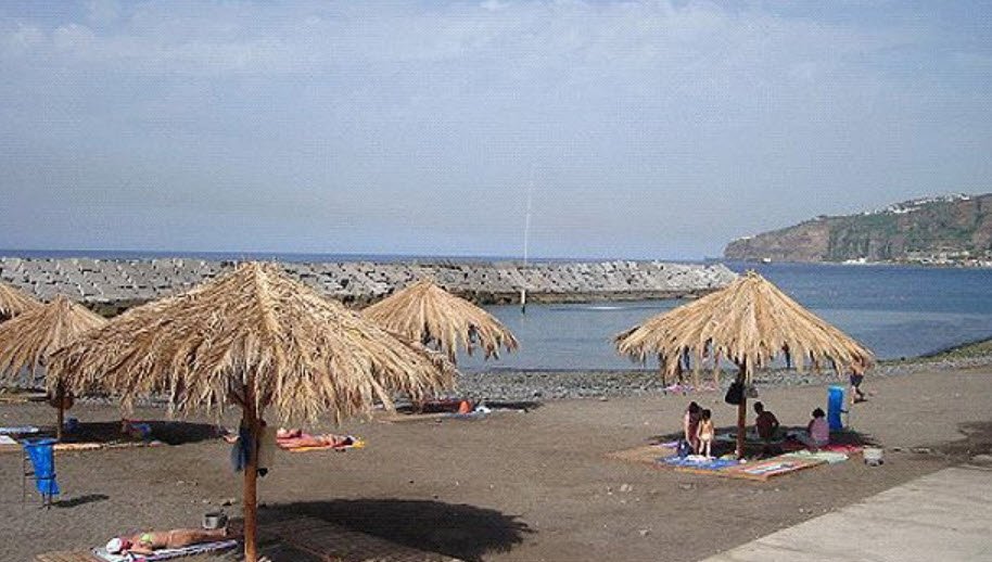 Praia da Ribeira Brava, Portugal